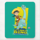 Recherche de chemise dessin tapis souris Cowgirl heureuse sur dinosaure