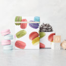 Recherche de macarons papier cadeau Biscuit