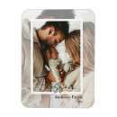 Suche nach gesegnet magnete Foto