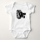Recherche de appareil bébé vêtements École