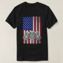 Recherche de juillet quatre tshirts Fierté américaine