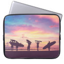 Recherche de surfeur électronique Hawaii