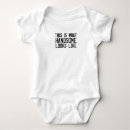 Recherche de beau bébé vêtements Drôle