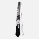 Recherche de guitare noire cravates Guitariste