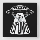 Suche nach raumschiff wanduhren Alien