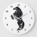 Recherche de cheval blanc horloges Noir