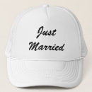 Recherche de des couples casquettes Noir et blanc