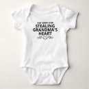 Recherche de mimi bébé vêtements Tante