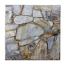 Recherche de maçonnerie carreaux Mur en pierre
