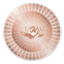 Recherche de fleur lotus de boutons et poignées de porte Blanc