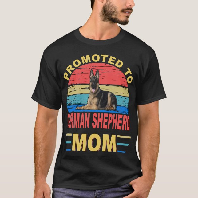 013 Befördert zur deutschen Schäferhütte-Mama T-Shirt (Vorderseite)