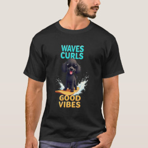 01 Cooler Schwarzer Pudel Surft Hund T-Shirt