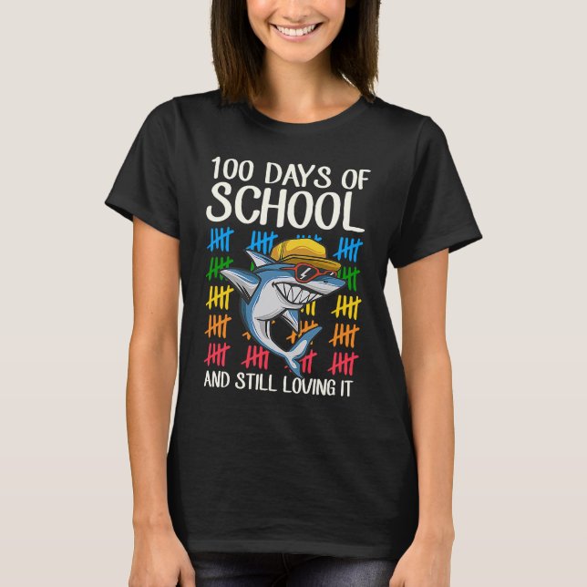 100 Days Of School And Still Loving It Cool Shark  T-Shirt (Vorderseite)