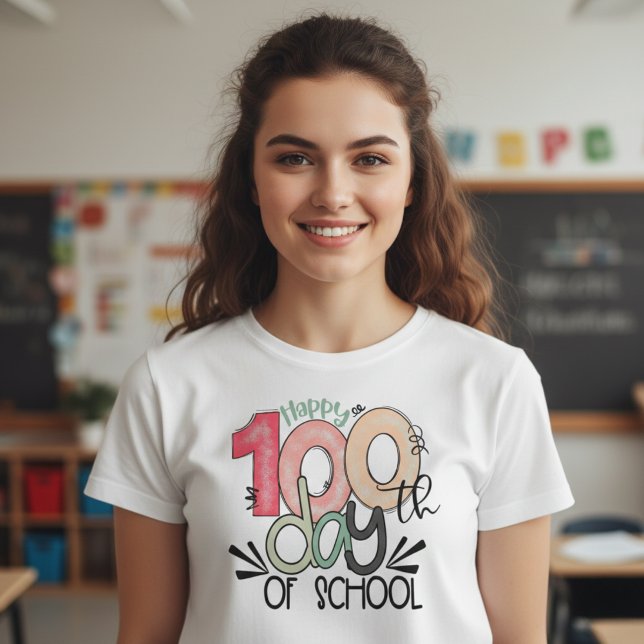 100 Days of School Celebration Basic T-Shirt (Von Creator hochgeladen)