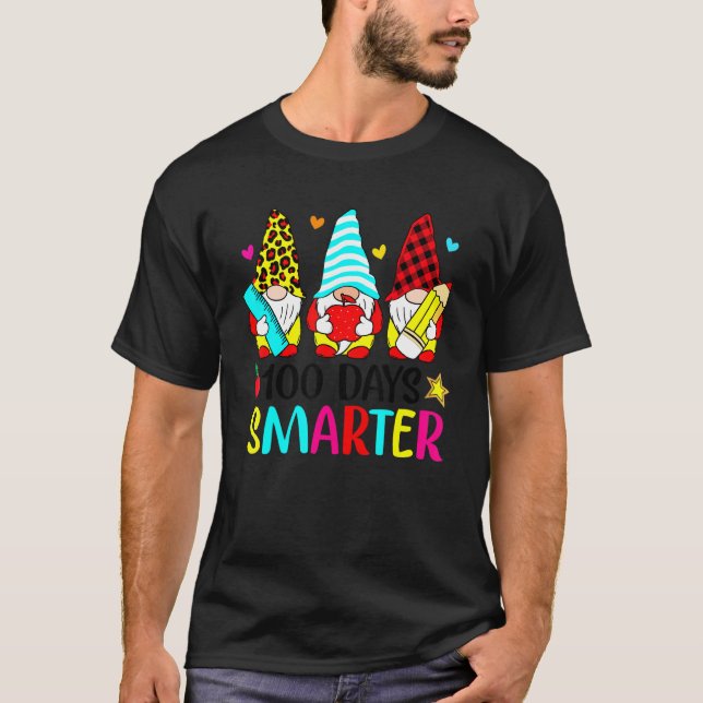 100 Days Smarter Cute Gnomes Happy 100th Day Of Sc T-Shirt (Vorderseite)