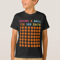 100. Schulfest mit einem Ball für 100