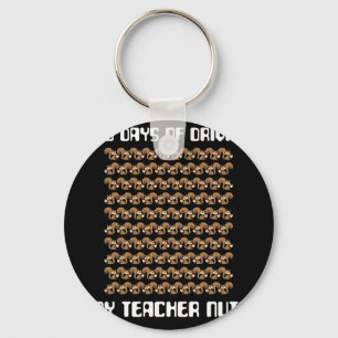 100 Tage, an denen ich meinem Lehrer die Nüsse des Schlüsselanhänger