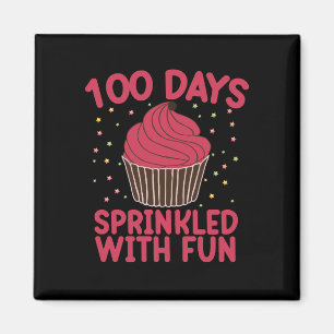 100 Tage mit Spaß übersäte Cupcake-Schul-Mädchen  Magnet