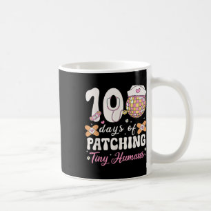 100 Tage Patchen winziger Menschen 100 Tage Kaffeetasse