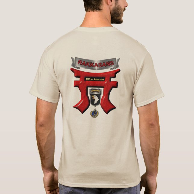 101. Im Flugzeug Division Rakkasans T-Shirt (Rückseite)