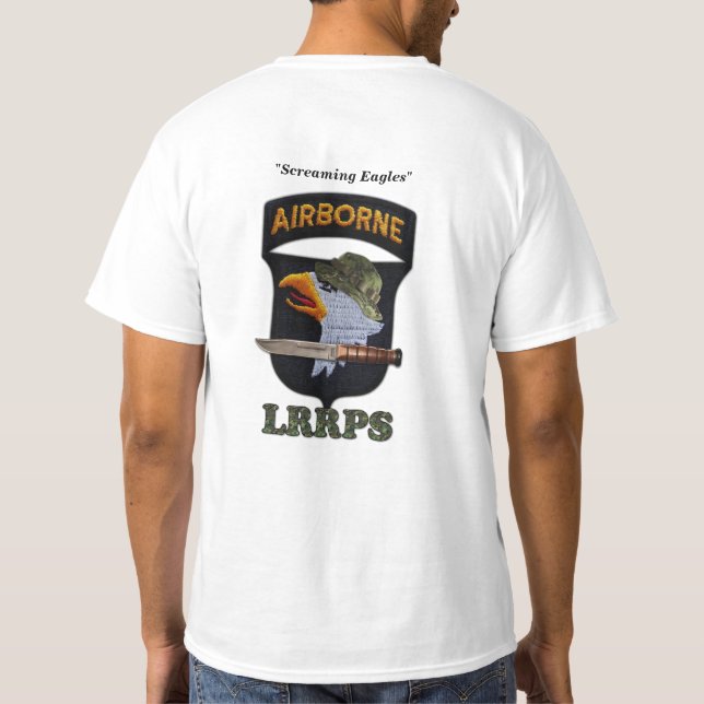 101st ABN Div. schreiende Adler im Flugzeug T-Shirt (Rückseite)