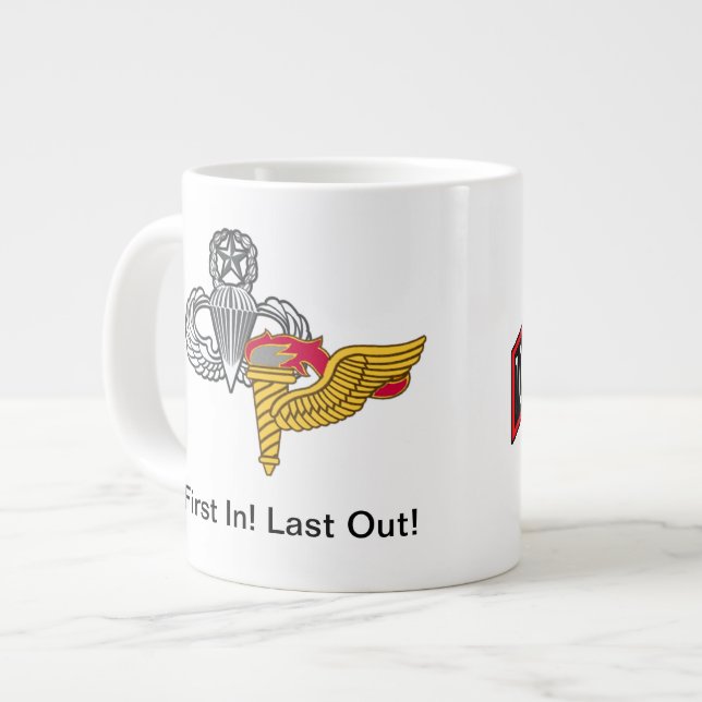 101st Grande tasse d'orienteur (Devant gauche)