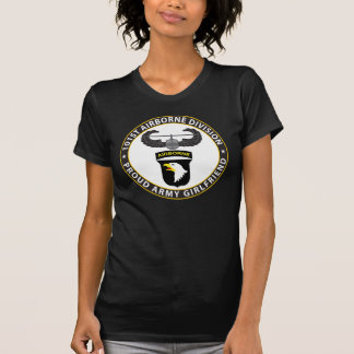 101st Im Flugzeug Freundin T-Shirt