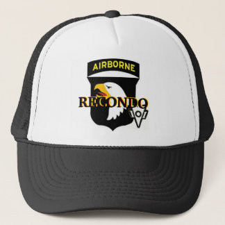101st Im Flugzeug Recondo Hut Truckerkappe