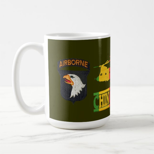 101st Tasse pilote chinook de la Division (Gauche)