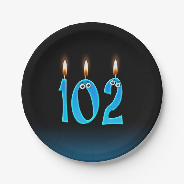 102. Geburtstag mit leuchtenden Kerzenzahlen Pappteller (Vorderseite)