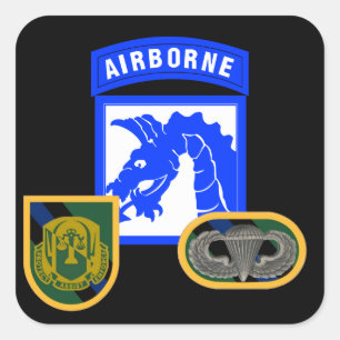 108TH AUTOCOLLANTS AÉROPORTÉS de la POLICE
