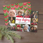 10 FotoCollage - Frohe Weihnachten Rot Grün<br><div class="desc">Tief grünes und rotes Herringbone-Muster — Verwenden Sie 10 quadratische Fotos und machen Sie einen einzigartigen und trendigen Frohen Weihnachtsgrüßen mit einem rustikalen,  modernen Drehbuch auf der Vorderseite und einem festlichen geometrischen Muster auf der Rückseite. Wenn Sie etwas bewegen möchten,  klicken Sie auf die Schaltfläche Anpassen,  um Änderungen vorzunehmen.</div>