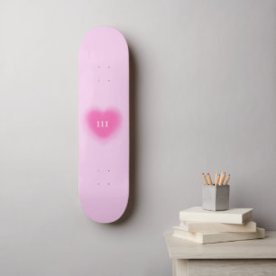 111 Hübsche rosafarbene Herzästhesie Angel Zahl Skateboard