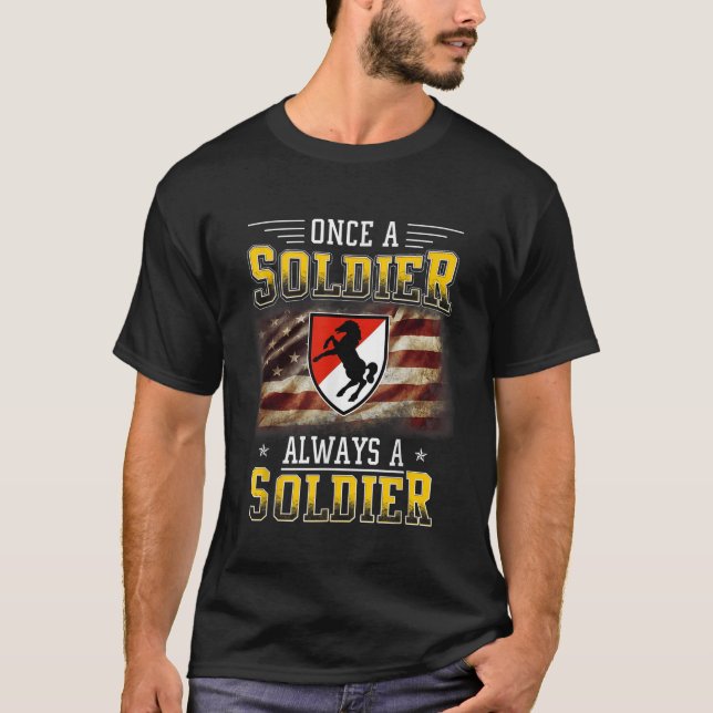11. Armored Cavalry Regiment Veteran immer a Sol T-Shirt (Vorderseite)
