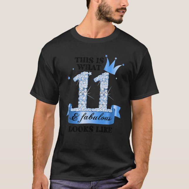 11 & Fabulous I Blue White Party Group Candid Phot T-Shirt (Vorderseite)