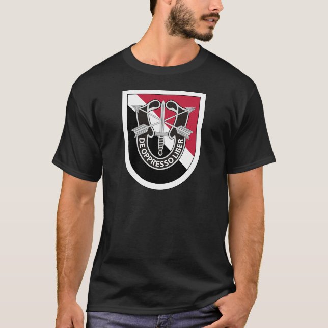 11. Kraft-Gruppe T-Shirt (Vorderseite)