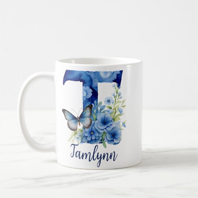 11 oz Florale blaue monogrammierte Kaffeetasse (Links)