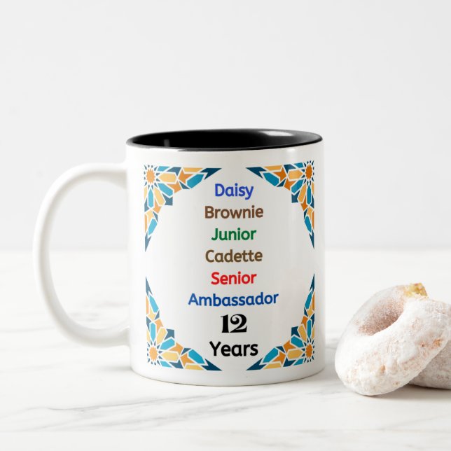 12 ans au Scoutisme Milestone Mug Ambassadeur Grad (Avec donut)