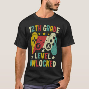 12. Klassenstufe freigeschaltetes Retro-Videospiel T-Shirt