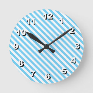 12 Zahlenoptionen zur Auswahl der blau gestreiften Runde Wanduhr
