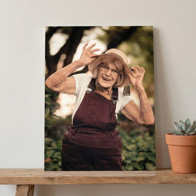 12 Zoll x 16 Zoll Premium Foto Erweiterung Print (Studio Satin Poster Quality)