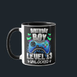 13th Birthday Gift Gamer Boys Level 13 Unlocked Tasse<br><div class="desc">13th Birthday Gift Gamer Boys Level 13 Unlocked Video Game Gift. Perfect gift for your dad,  mom,  dad,  men,  women,  friend and family members on Thanksgiving Day,  Christmas Day,  Mothers Day,  Fathers Day,  4th of July,  1776 Independent Day,  Veterans Day,  Halloween Day,  Patrick's Day</div>