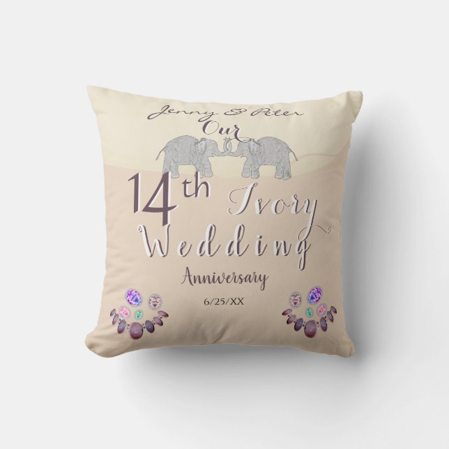 14. Hochzeitstipendien Opals & Elefanten Elfenbein Kissen (Vorderseite)