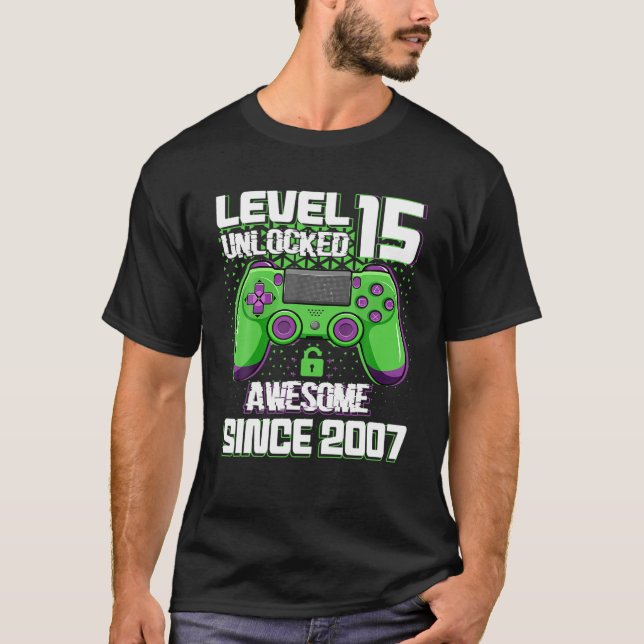 15 Jahre alter Geschenkboy Stufe 15 Unverschlossen T-Shirt (Vorderseite)