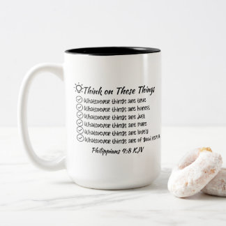 15 Oz Pensez à ces choses Mug - Philippiens 4:8
