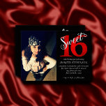16. Geburtstag | Rotes und Schwarzes 16. Foto zum  Einladung<br><div class="desc">#Sweet16 Feiern Sie diesen Meilenstein mit diesem modernen Typografie-Drehbuch in Rot,  Schwarz und Silber und dem Glitzer "Sweet 16" mit dem Imitat metallischer Glitzer "Sweet",  verwoben in einer Aquarellfarbe "16" mit Marmorsteinhintergrund. Dieses skurrile 16. Geburtstagsthema besticht durch einen luxuriösen funkelnd Text,  der dem Anlass eine funky mystische Märcheneleganz verleiht.</div>