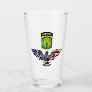 16. Militärpolizei Brigade Im Flugzeug Adler Glas