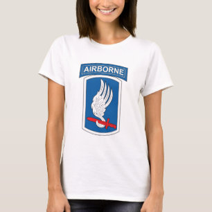 173. Im Flugzeug Brigade "Sky Soldiers" T-Shirt