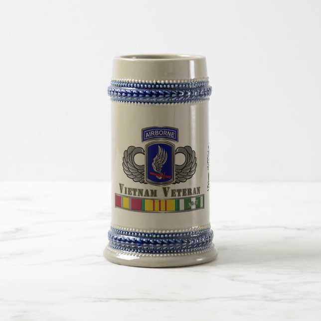 173. Im Flugzeug Brigade Vietnam Veteran Bierglas (Mittel)