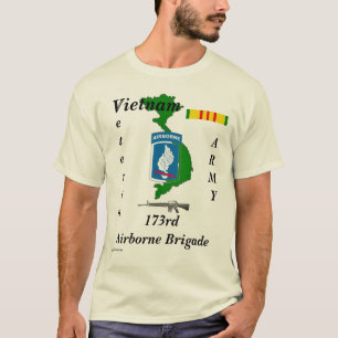 173rd Im Flugzeug-t T-Shirt